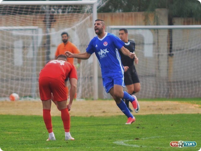 חזר לכבוש. אביב כהן (אבי רביבו)